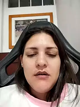 Snapshot of Mia_Hampton chatting on 02/14/26, 02:52 Mia Hampton online show from 02/14/26, 02:52