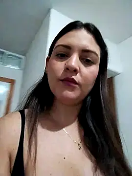 Snapshot of Mia_Hampton chatting on 02/19/26, 07:10 Mia Hampton online show from 02/19/26, 07:10