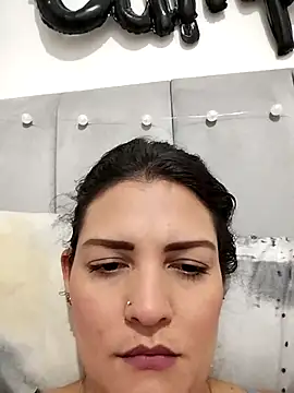 Snapshot of Mia_Hampton chatting on 02/21/26, 10:44 Mia Hampton online show from 02/21/26, 10:44