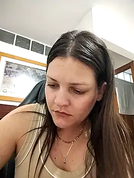 Snapshot of Mia_Hampton chatting on 04/14/26, 12:49 Mia Hampton online show from 04/14/26, 12:49