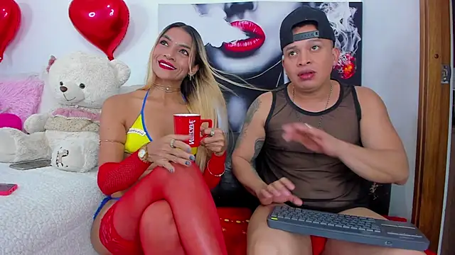 Snapshot of Angeline_focus chatting on 07/05/26, 01:56 Angeline focus online show from 07/05/26, 01:56