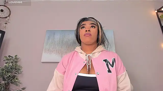 Briana Wells  online show from 03/13/26, 12:45