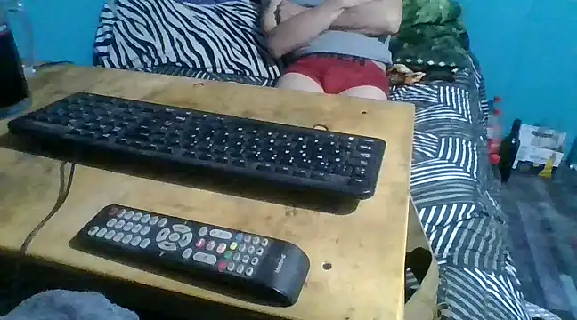 malekon76 online show from 12/31/24, 08:04