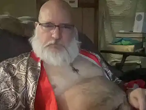 Snapshot of 44jon44 chatting on 12/22/24, 11:31 44jon44 online show from 12/22/24, 11:31
