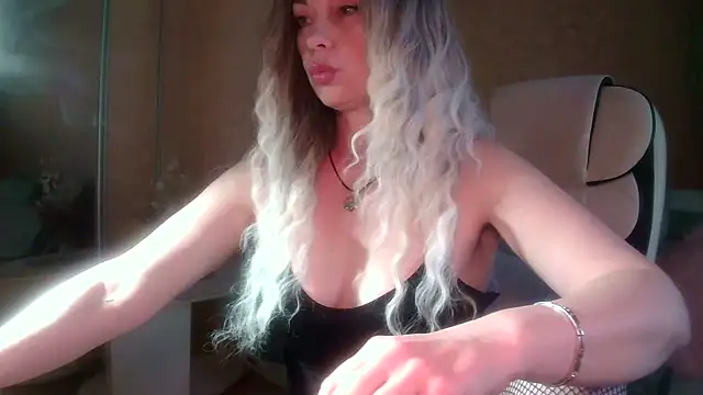 Roxolana Drim online show from 04/27/26, 10:02