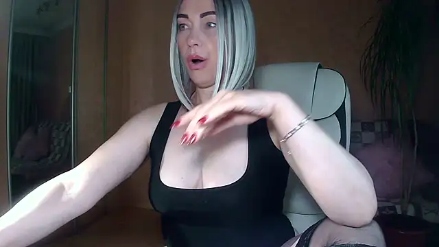 Roxolana Drim online show from 06/17/26, 09:56