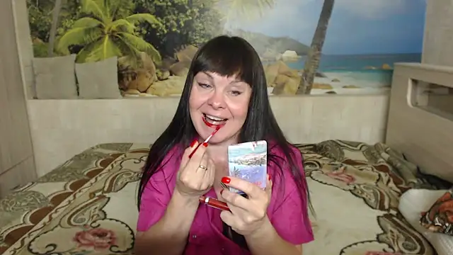 Snapshot of Aphelandra chatting on 06/26/26, 07:40 Aphelandra online show from 06/26/26, 07:40