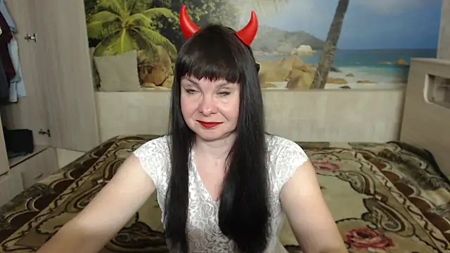 Snapshot of Aphelandra chatting on 06/29/26, 08:20 Aphelandra online show from 06/29/26, 08:20