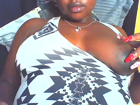 Snapshot of EboniesBelle chatting on 04/30/26, 07:31 EboniesBelle online show from 04/30/26, 07:31
