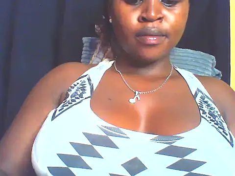 Snapshot of EboniesBelle chatting on 05/02/26, 06:07 EboniesBelle online show from 05/02/26, 06:07