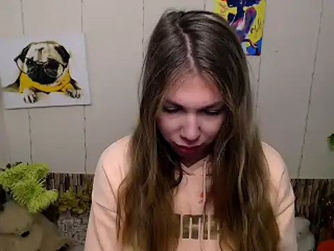 Snapshot of Sport_Tall_Doll chatting on 12/03/24, 10:28 Sport Tall Doll online show from 12/03/24, 10:28