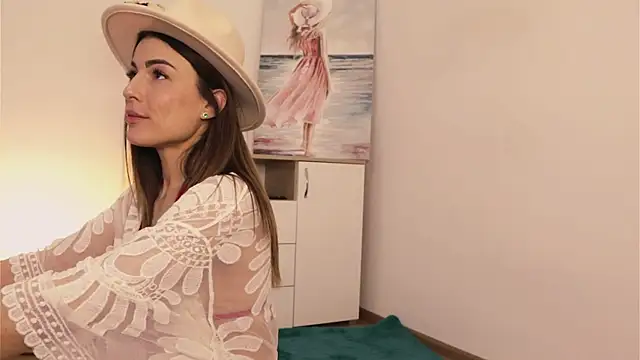 Snapshot of Misslullu chatting on 03/23/25, 07:53 Misslullu online show from 03/23/25, 07:53