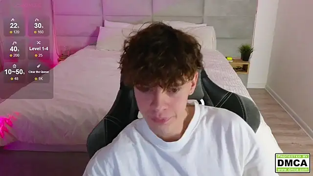 cute thomas online show from 02/11/25, 05:50