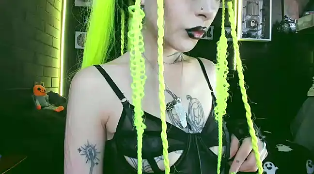 insania 9999  online show from 12/18/24, 08:25