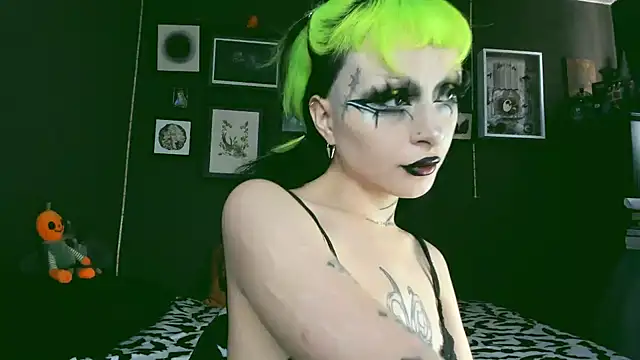 insania 9999  online show from 01/15/25, 05:37