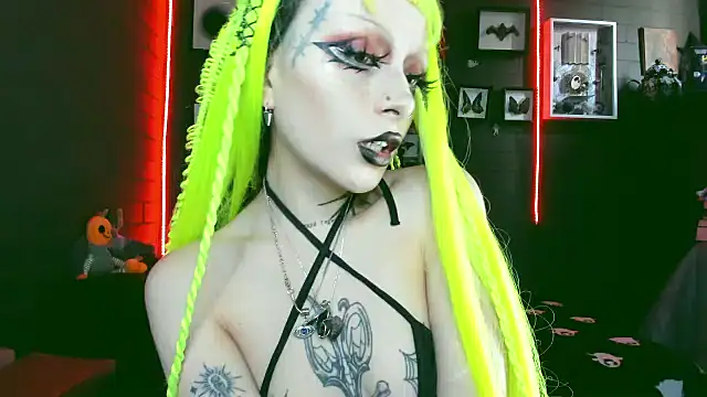 insania 9999  online show from 02/18/25, 04:59