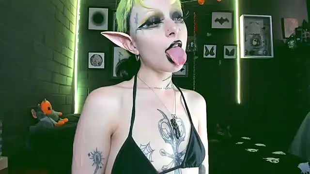 insania 9999  online show from 02/26/25, 09:37