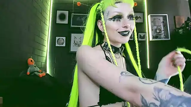 insania 9999  online show from 03/12/25, 07:17