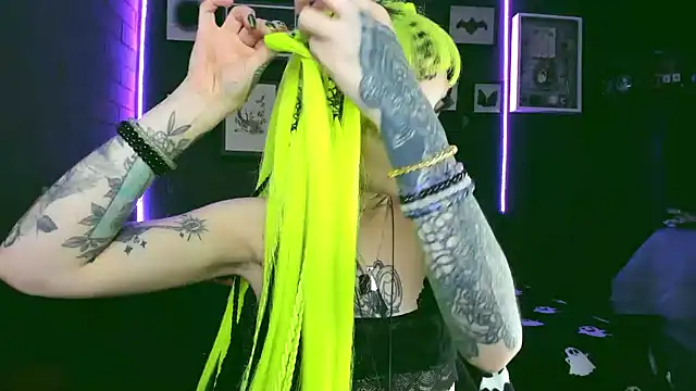 insania 9999  online show from 03/17/25, 05:38