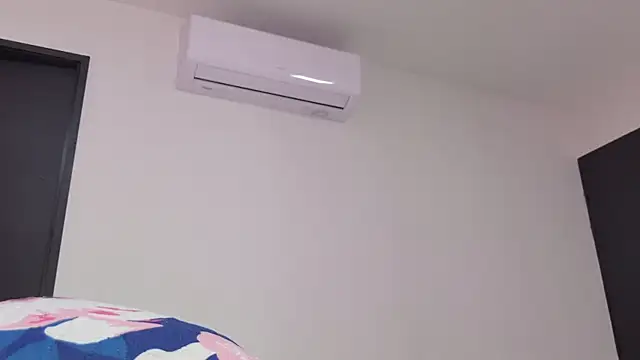 celeste sea online show from 06/18/26, 07:18
