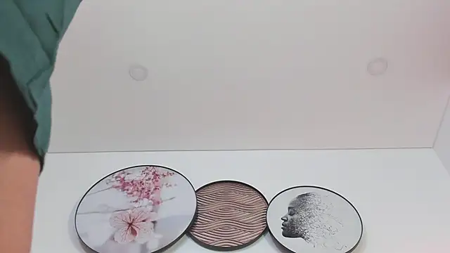 SaharaGarcia   online show from 02/26/25, 01:43