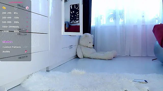 WhiteBunny online show from 12/03/24, 07:21