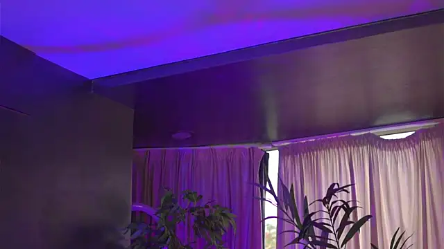 HotSkinnyX online show from 09/29/25, 06:29