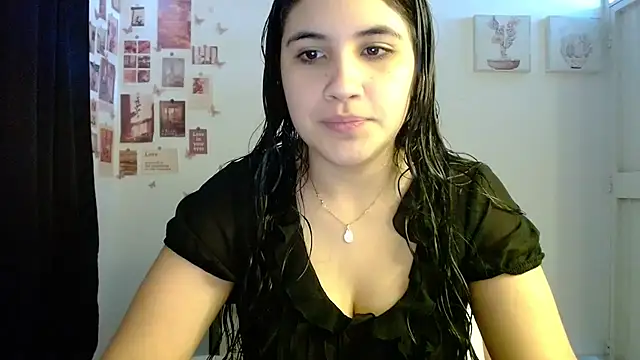 Snapshot of InocentHeaven1 chatting on 03/24/26, 12:43 InocentHeaven1 online show from 03/24/26, 12:43