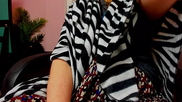 Persephoni online show from 09/13/25, 04:01