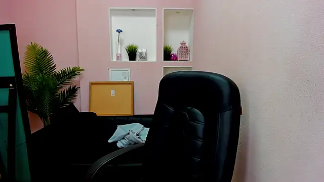 Persephoni online show from 09/29/25, 04:01