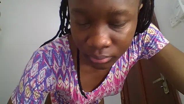 sweet sassy  online show from 10/23/25, 04:23