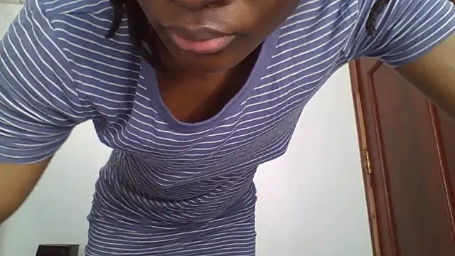 sweet sassy  online show from 11/13/25, 04:22