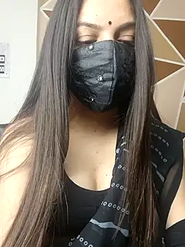 Snapshot of _desigori chatting on 12/10/24, 04:45  desigori online show from 12/10/24, 04:45