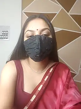 Snapshot of _desigori chatting on 12/21/24, 09:33  desigori online show from 12/21/24, 09:33