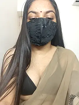 Snapshot of _desigori chatting on 01/07/26, 03:42 desigori online show from 01/07/26, 03:42