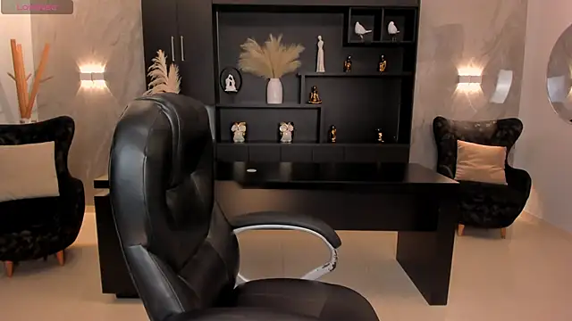 SophieBarnett online show from 03/04/25, 12:07