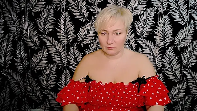 Snapshot of Olivia_playful chatting on 03/02/25, 12:11 Olivia playful online show from 03/02/25, 12:11