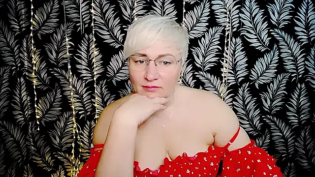 Snapshot of Olivia_playful chatting on 05/12/26, 10:23 Olivia playful online show from 05/12/26, 10:23