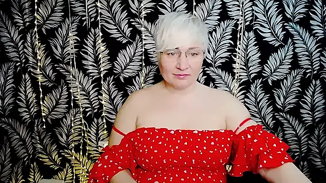 Snapshot of Olivia_playful chatting on 05/29/26, 10:24 Olivia playful online show from 05/29/26, 10:24