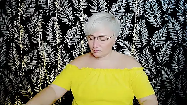 Olivia playful online show from 07/06/26, 10:12
