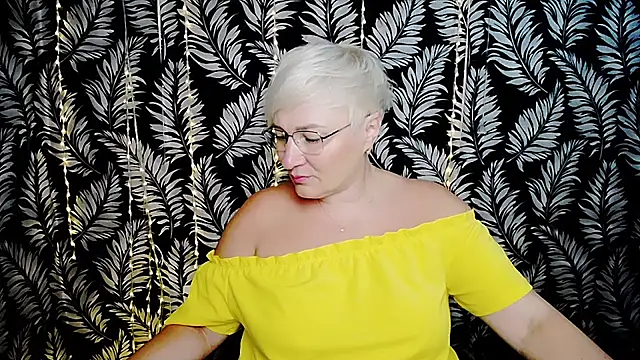 Olivia playful online show from 08/07/26, 10:17