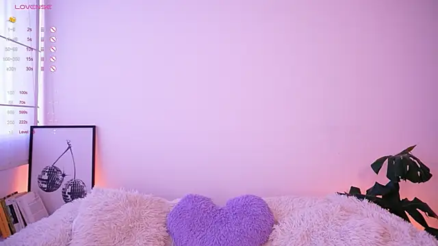 Snapshot of annie24_evans chatting on 01/23/25, 10:01 annie24 evans online show from 01/23/25, 10:01