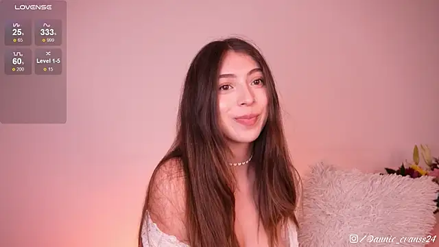 Snapshot of annie24_evans chatting on 03/06/25, 02:09 annie24 evans online show from 03/06/25, 02:09