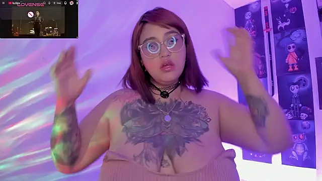 Snapshot of _Ali_Brinck_ chatting on 02/24/26, 02:09 Ali Brinck online show from 02/24/26, 02:09