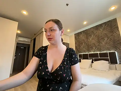 Janeee online show from 04/12/26, 06:18