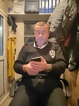 Snapshot of muscularsexy chatting on 02/03/26, 11:43 muscularsexy online show from 02/03/26, 11:43