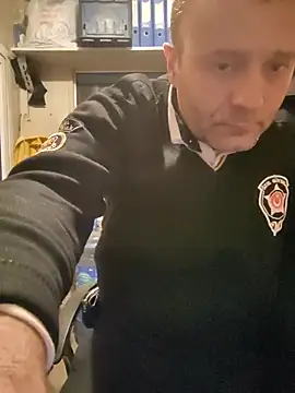 Snapshot of muscularsexy chatting on 02/09/26, 11:53 muscularsexy online show from 02/09/26, 11:53