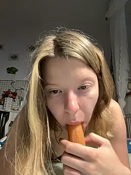 kimczii online show from 06/19/26, 06:07