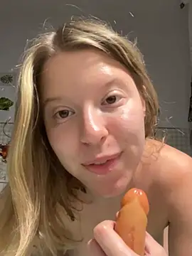 kimczii online show from 07/28/26, 05:47