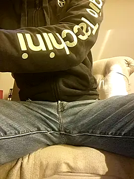 Snapshot of eddouxxx78 chatting on 02/13/26, 03:08 eddouxxx78 online show from 02/13/26, 03:08